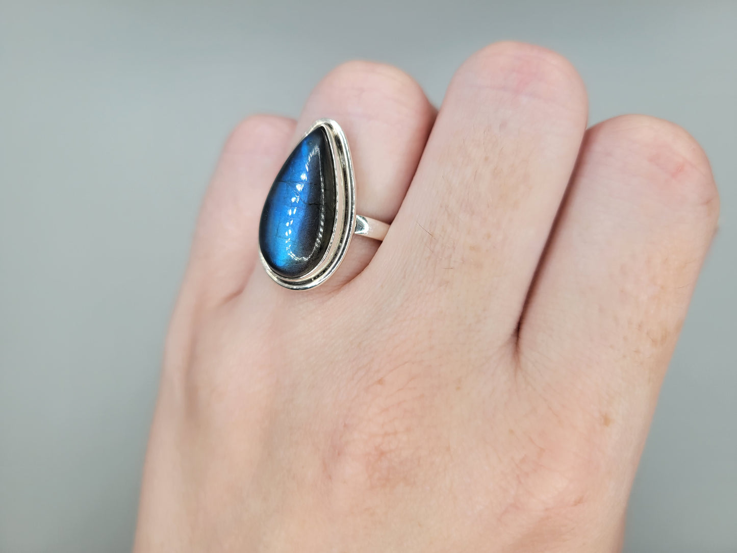 Labradorite Ring - Sterling Silver