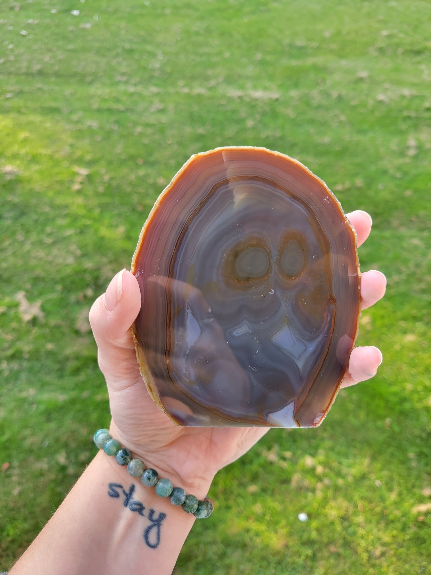 Agate Cut Base