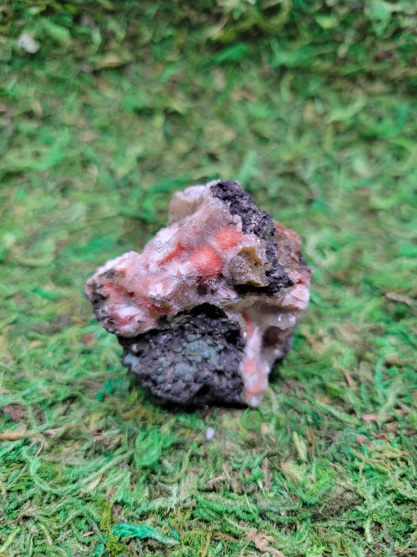 Thomsonite Cluster