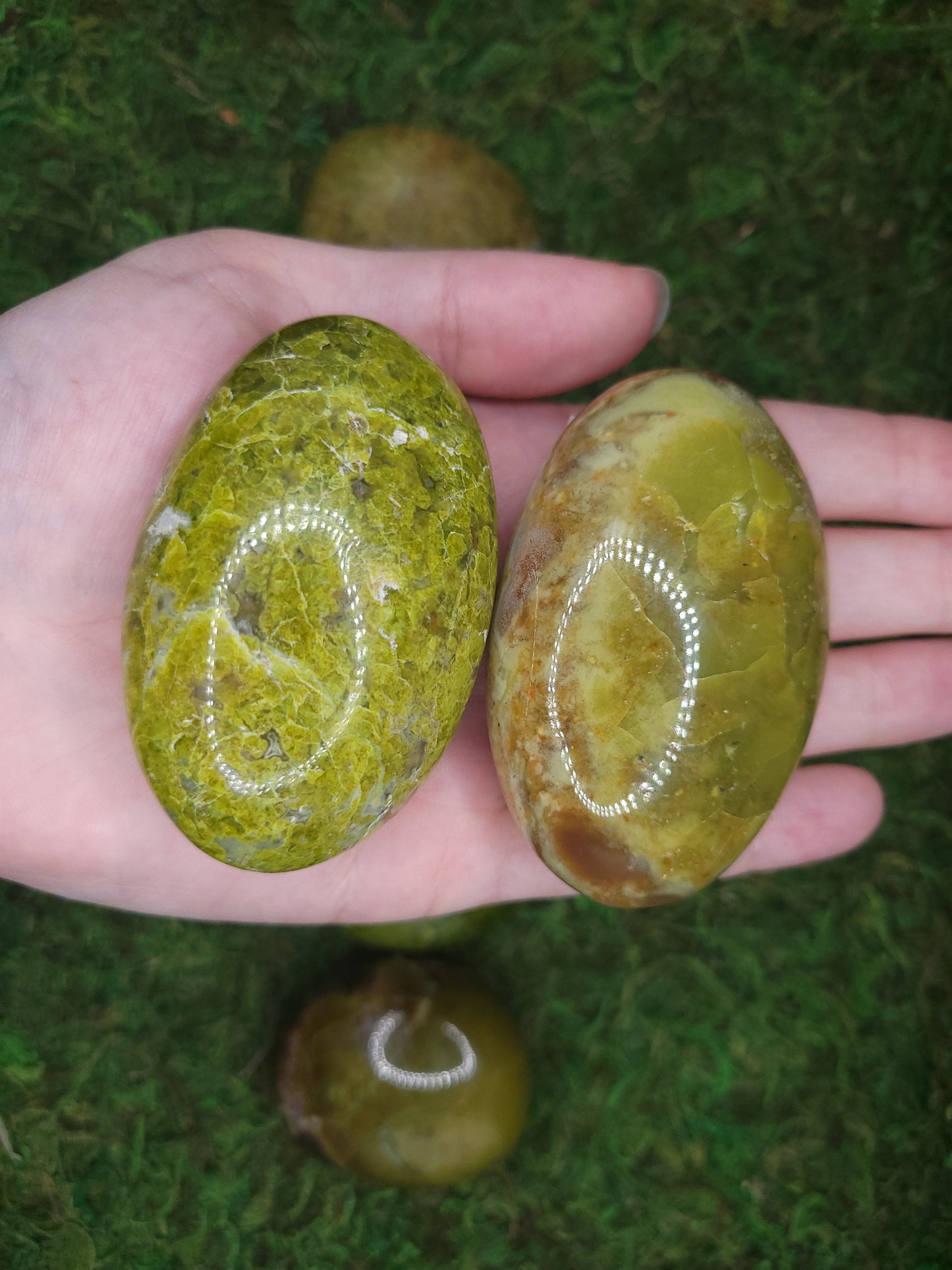 Green Opal Palm Stones