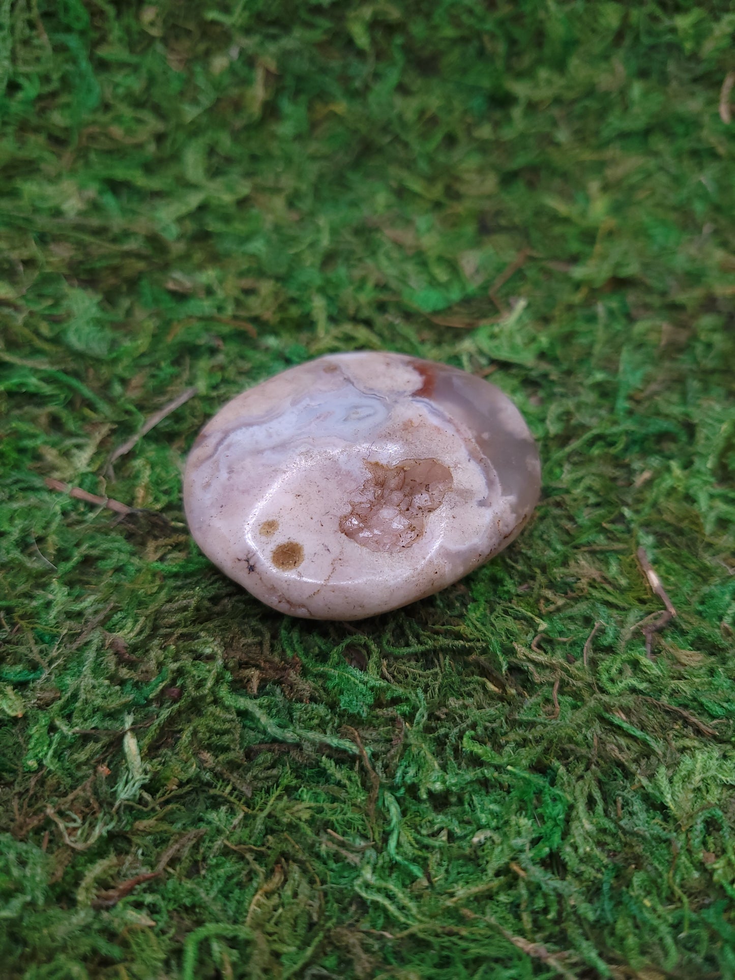 Flower Agate Palm Stone