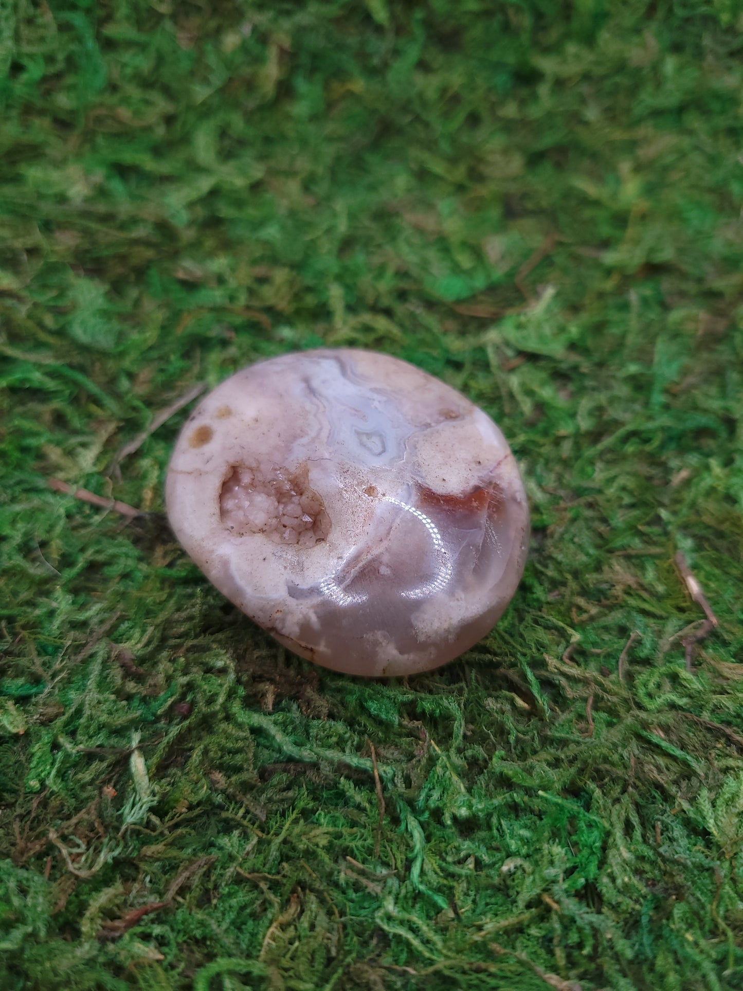 Flower Agate Palm Stone