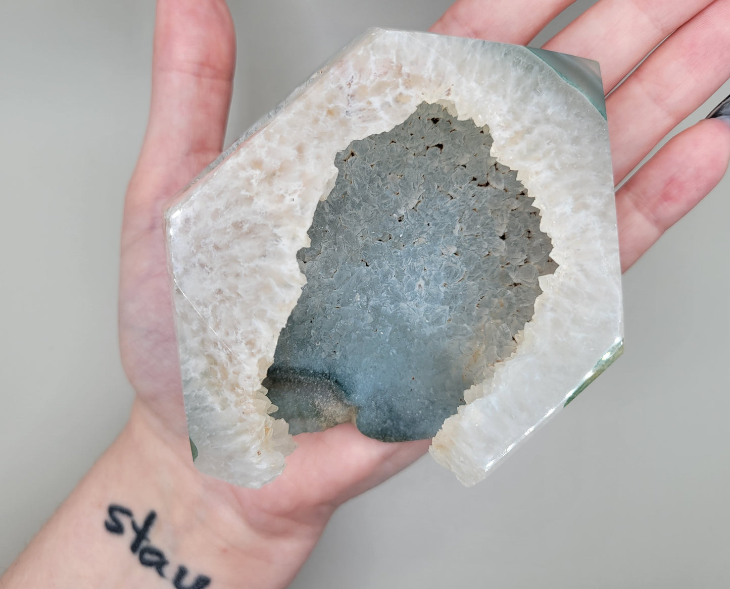 Double Terminated Agate Point