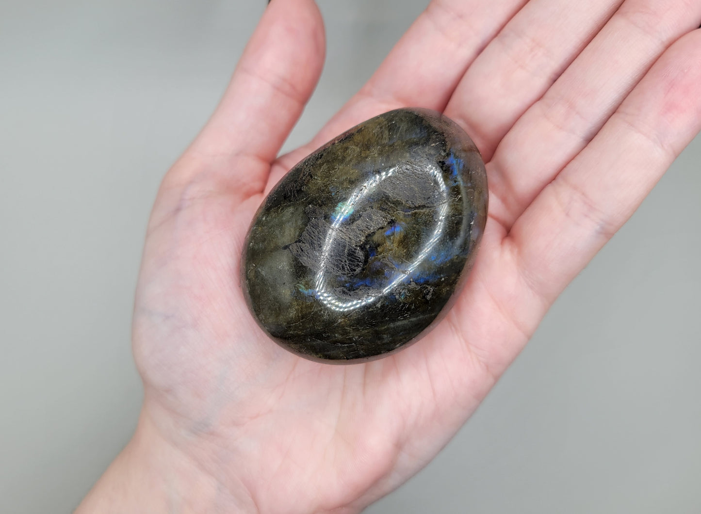 Labradorite Palm Stone