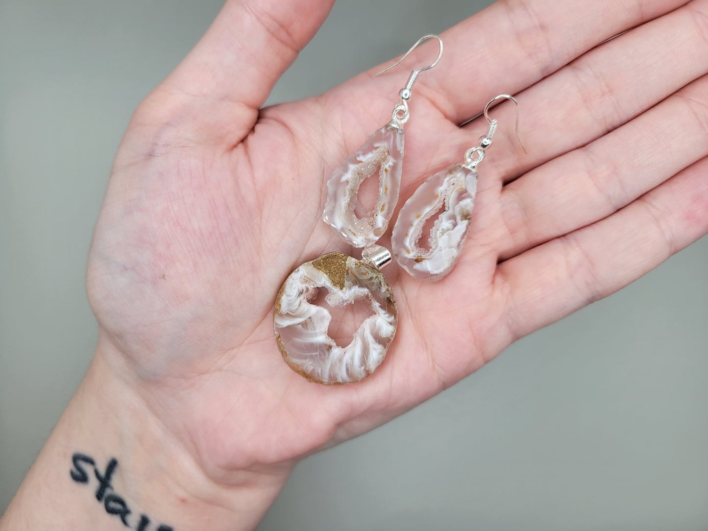 Agate Geode Slice Necklace & Earring Set