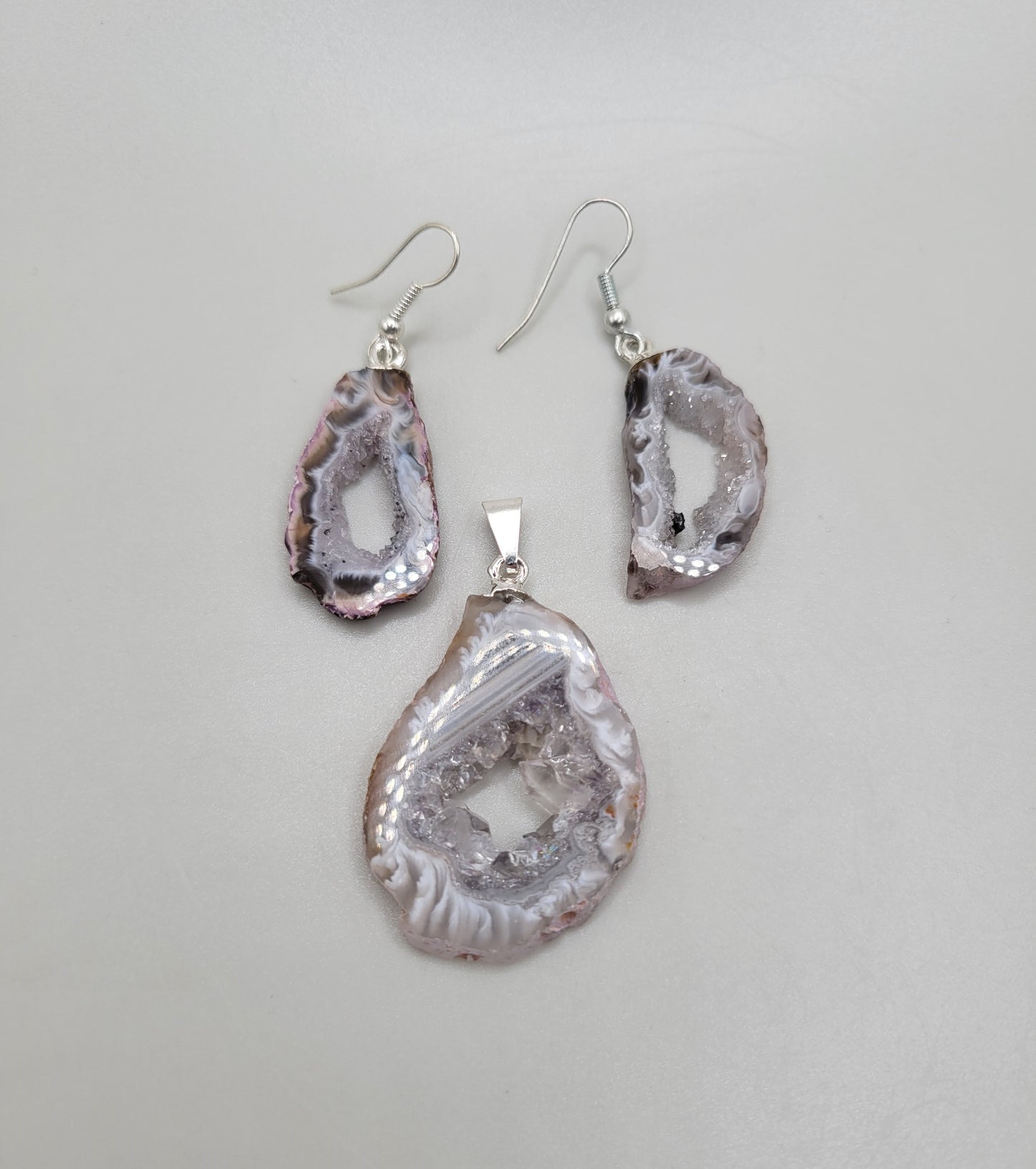 Agate Geode Slice Necklace & Earring Set