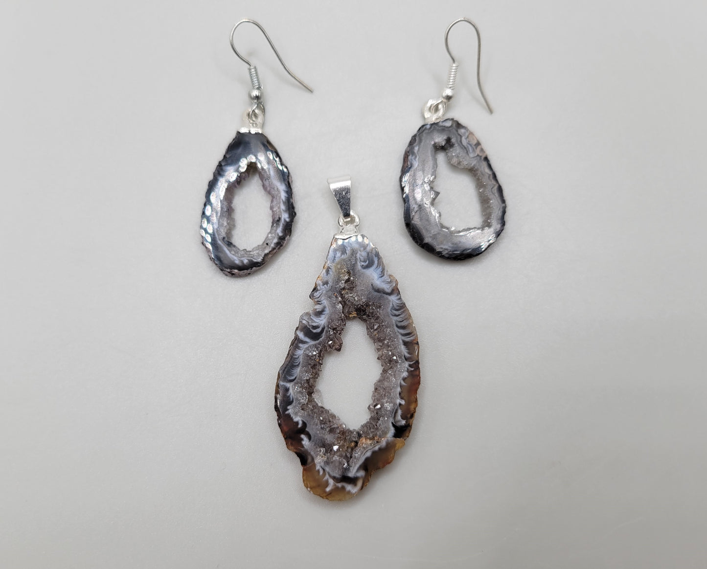 Agate Geode Slice Necklace & Earring Set