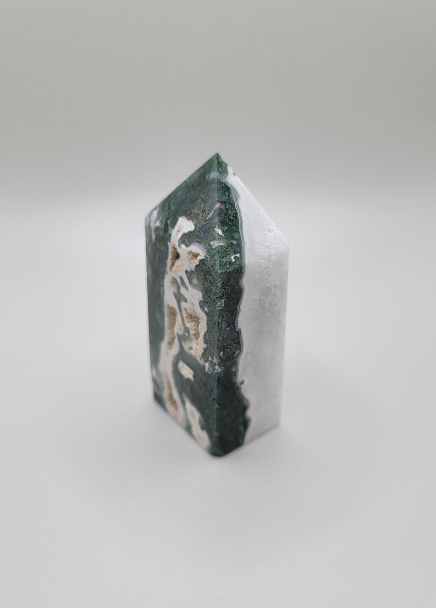 Mossy Tree Agate Tower F