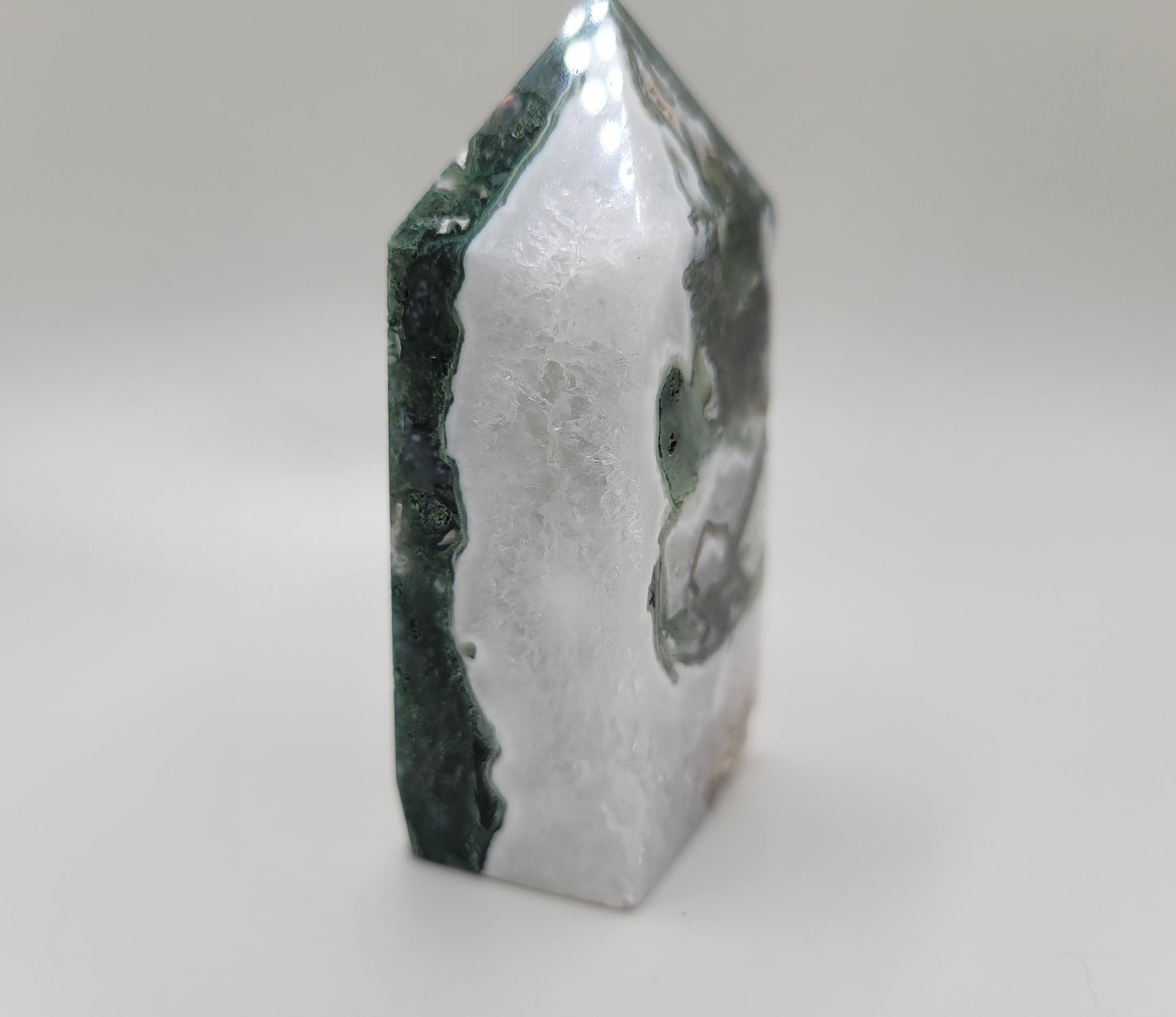 Mossy Tree Agate Tower F