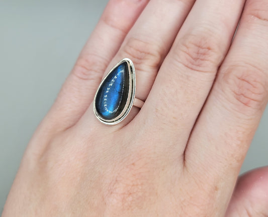 Labradorite Ring - Sterling Silver