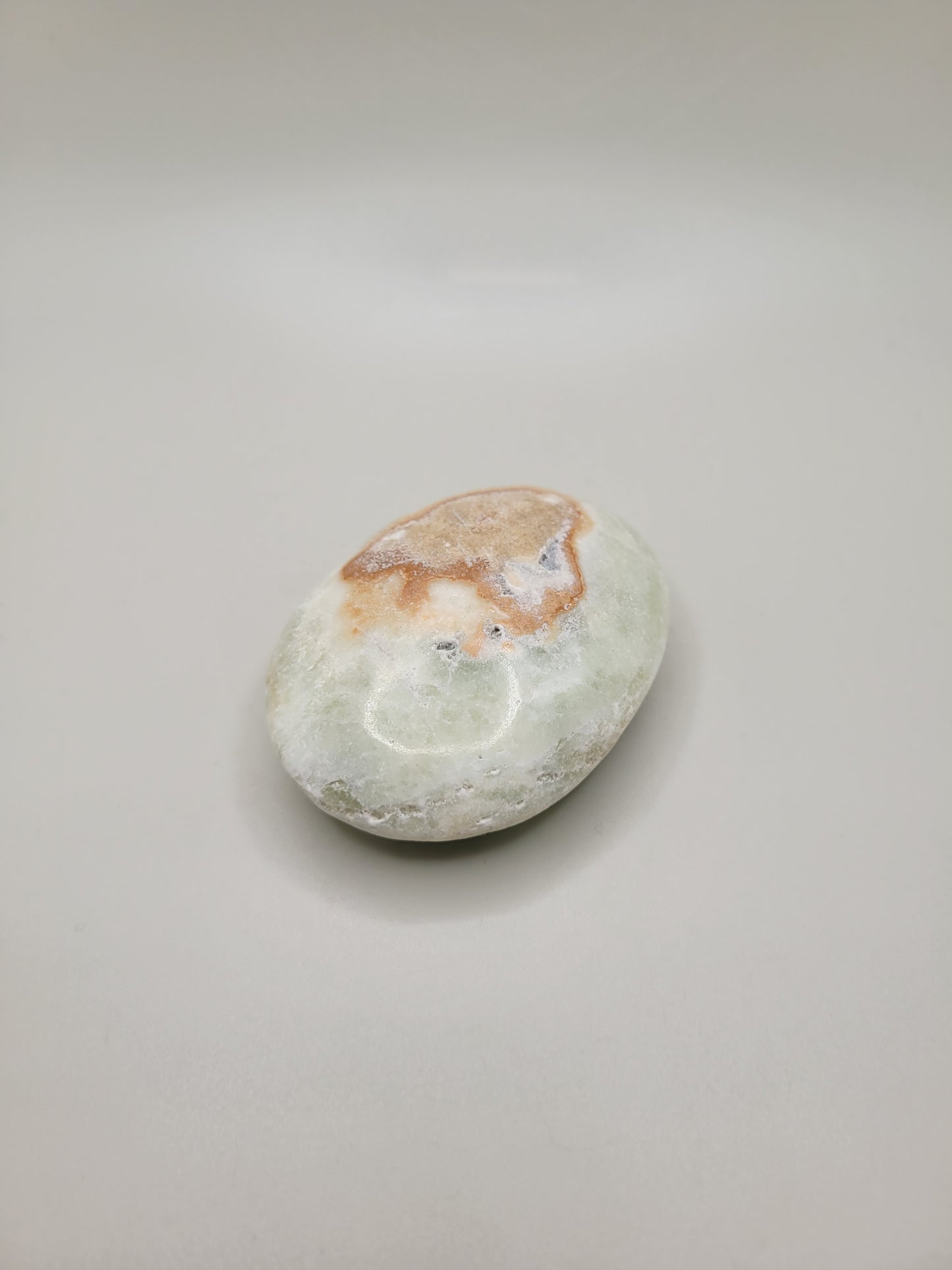 Caribbean Calcite Palm Stones