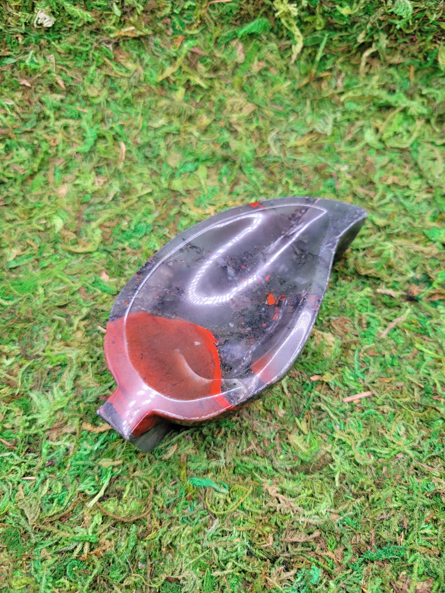 Bloodstone Leaf Bowl