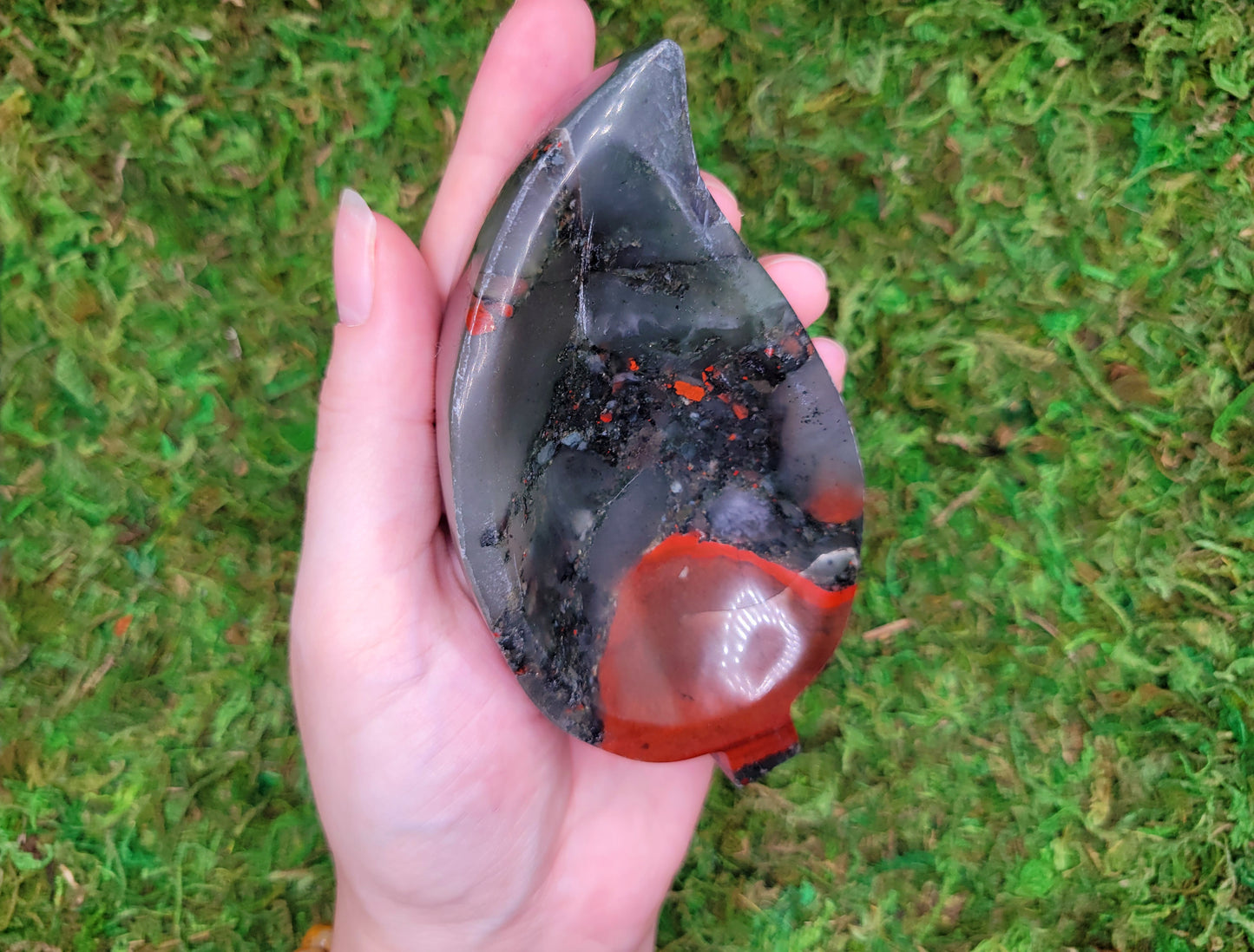 Bloodstone Leaf Bowl