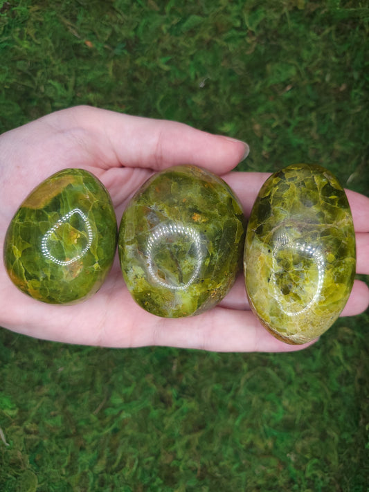 Green Opal Palm Stones