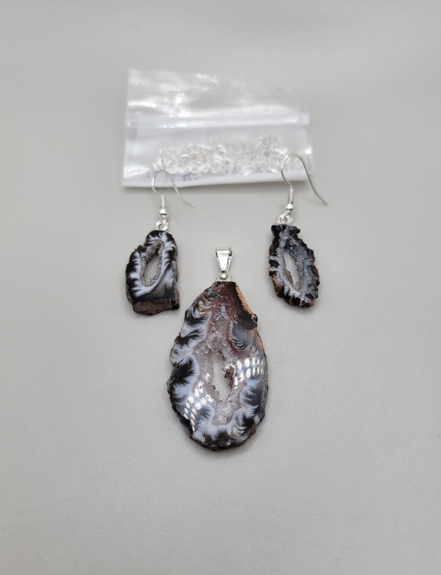 Agate Geode Slice Necklace & Earring Set
