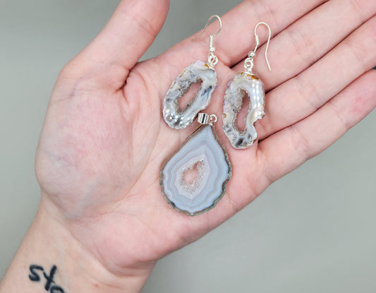 Agate Geode Slice Necklace & Earring Set